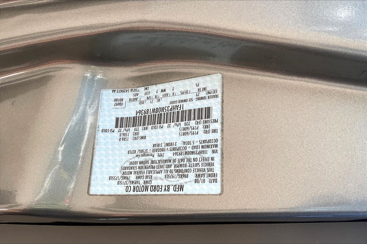 2008 Ford Focus SE - Photo 18