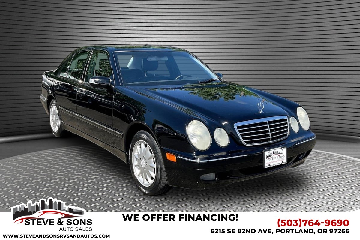 2001 Mercedes-Benz E-Class E320's photo