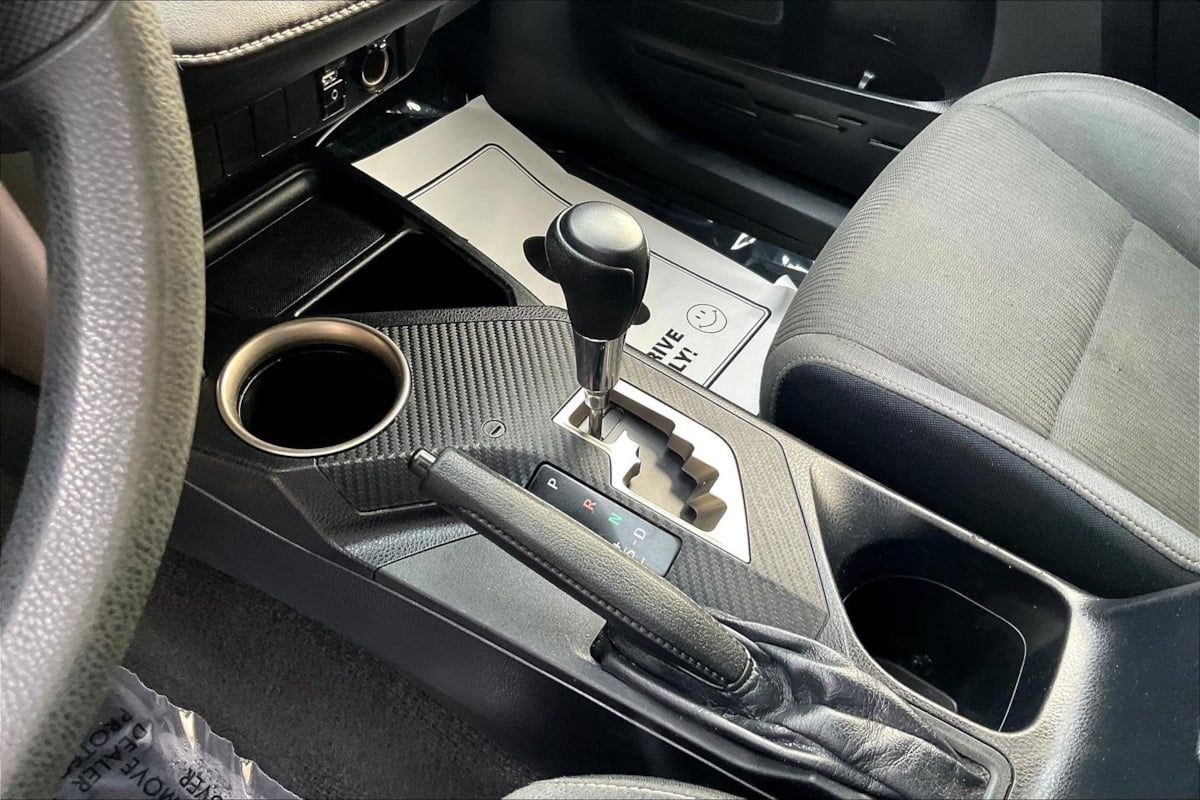 Toyota RAV4 photo 16