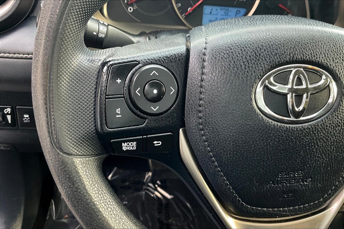 Toyota RAV4 photo 11