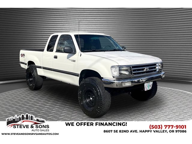 White 1996 Toyota T100 2 Dr DX 4WD Extended Cab SB Pickup Truck Four-Wheel Drive Automatic