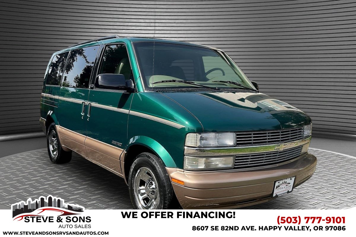 2000 Chevrolet Astro's photo