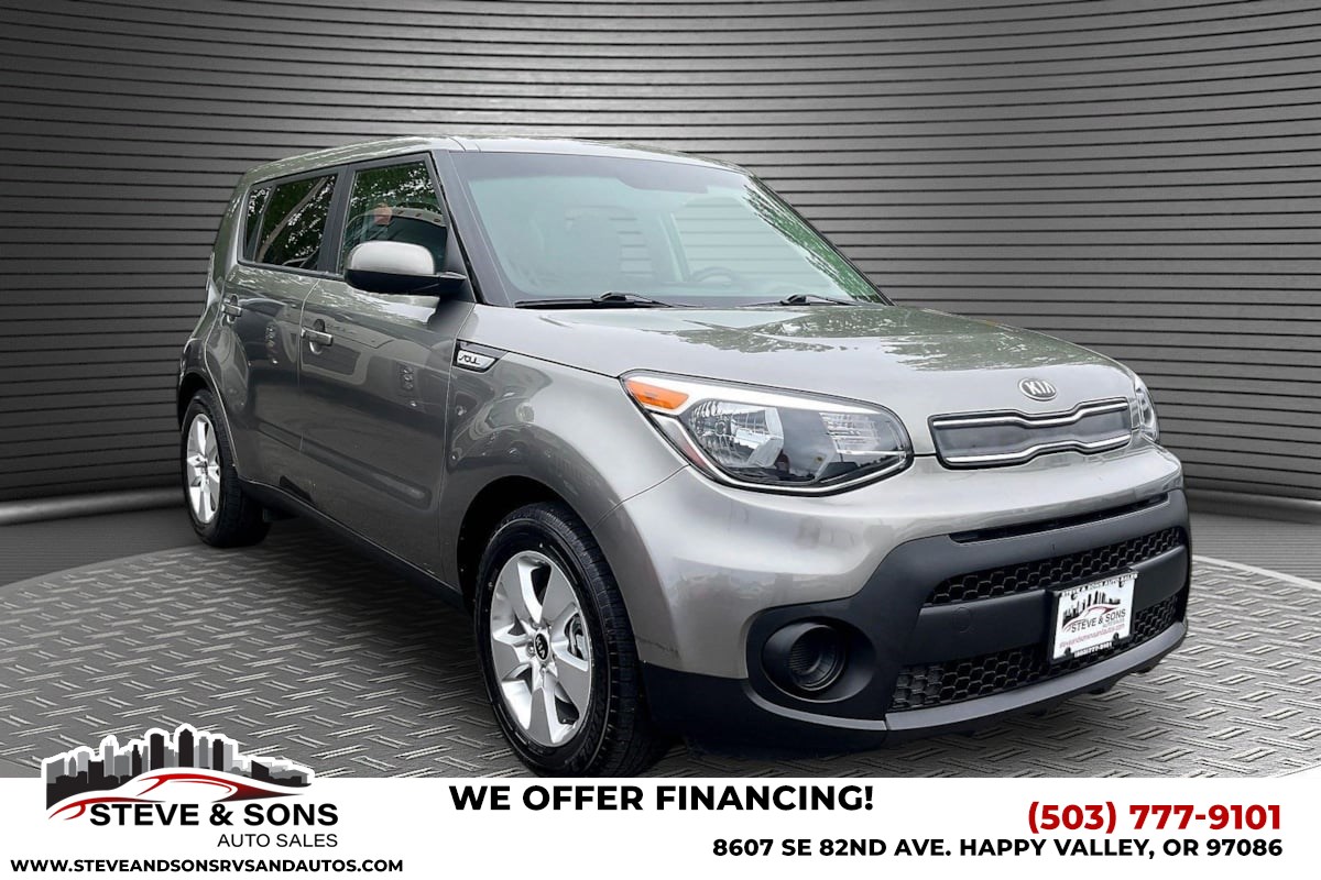 2017 Kia Soul 1.6L Base 6 A/T's photo