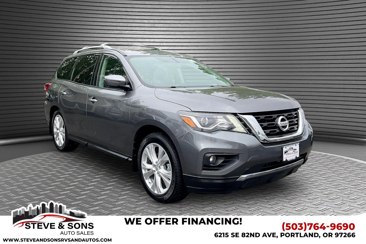 2018 Nissan Pathfinder SL 4WD's photo