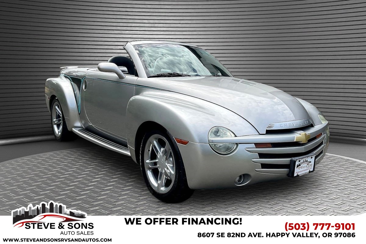 2004 Chevrolet SSR LS's photo