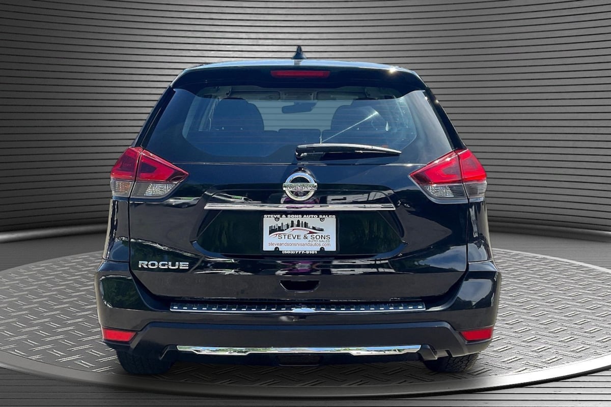 Nissan Rogue photo 5