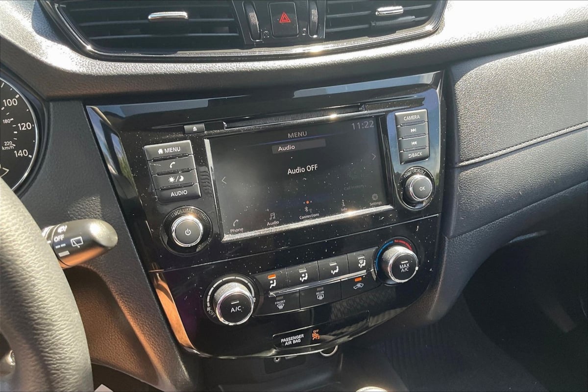 Nissan Rogue photo 9