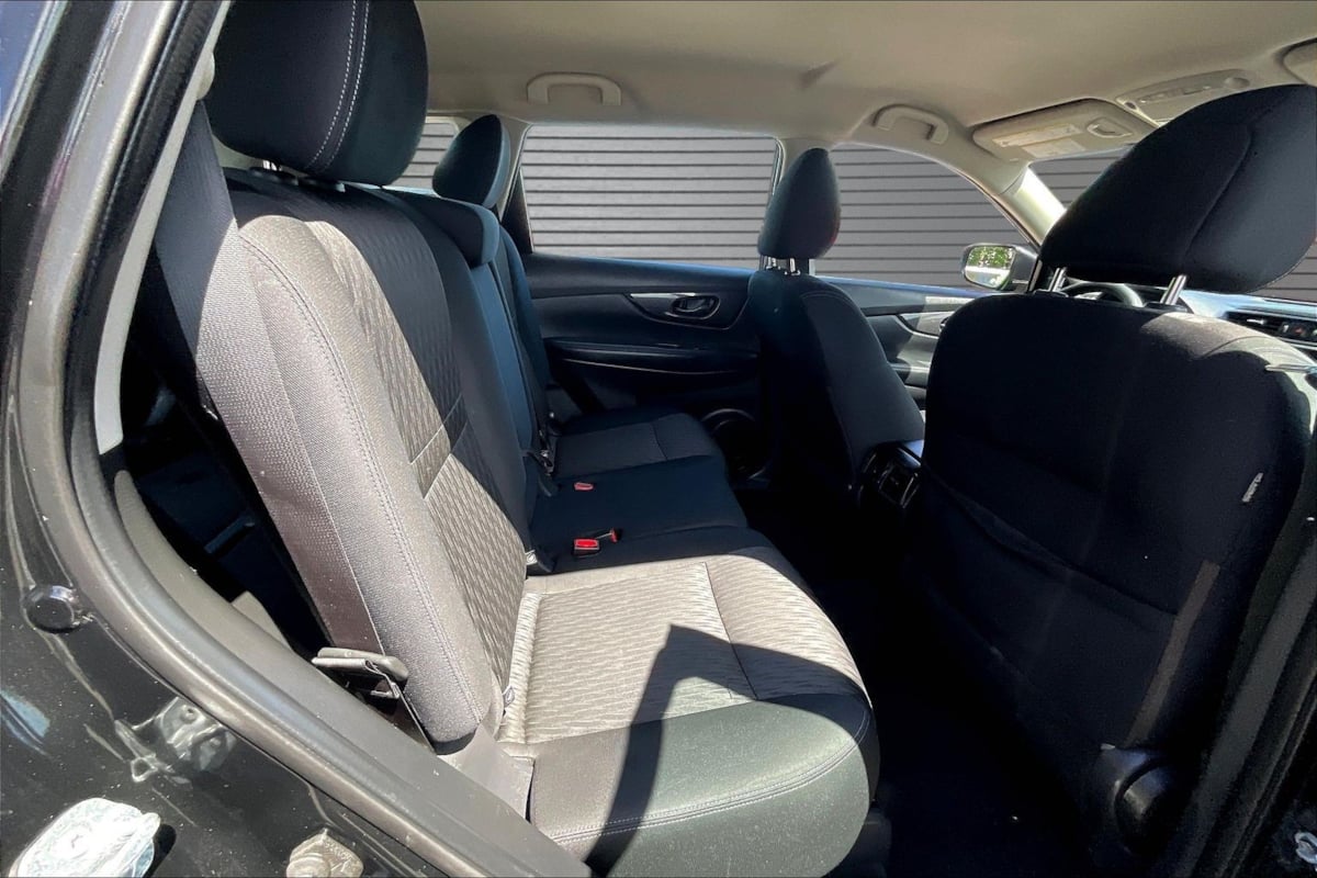 Nissan Rogue photo 24