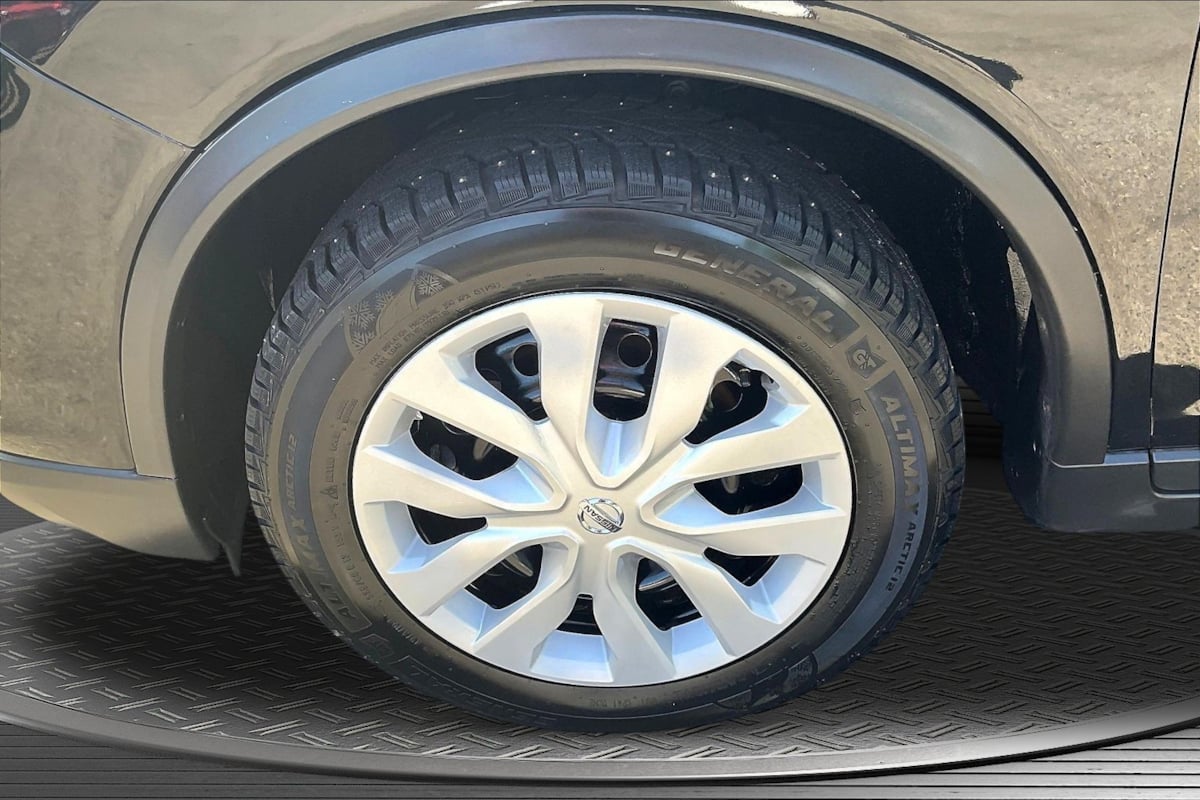 Nissan Rogue photo 32