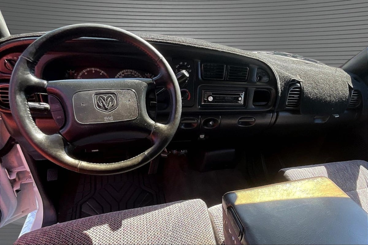 Dodge Ram photo 8