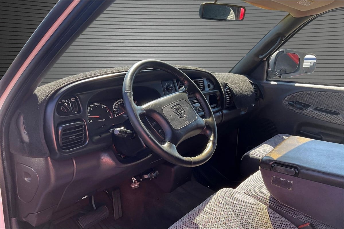 Dodge Ram photo 16