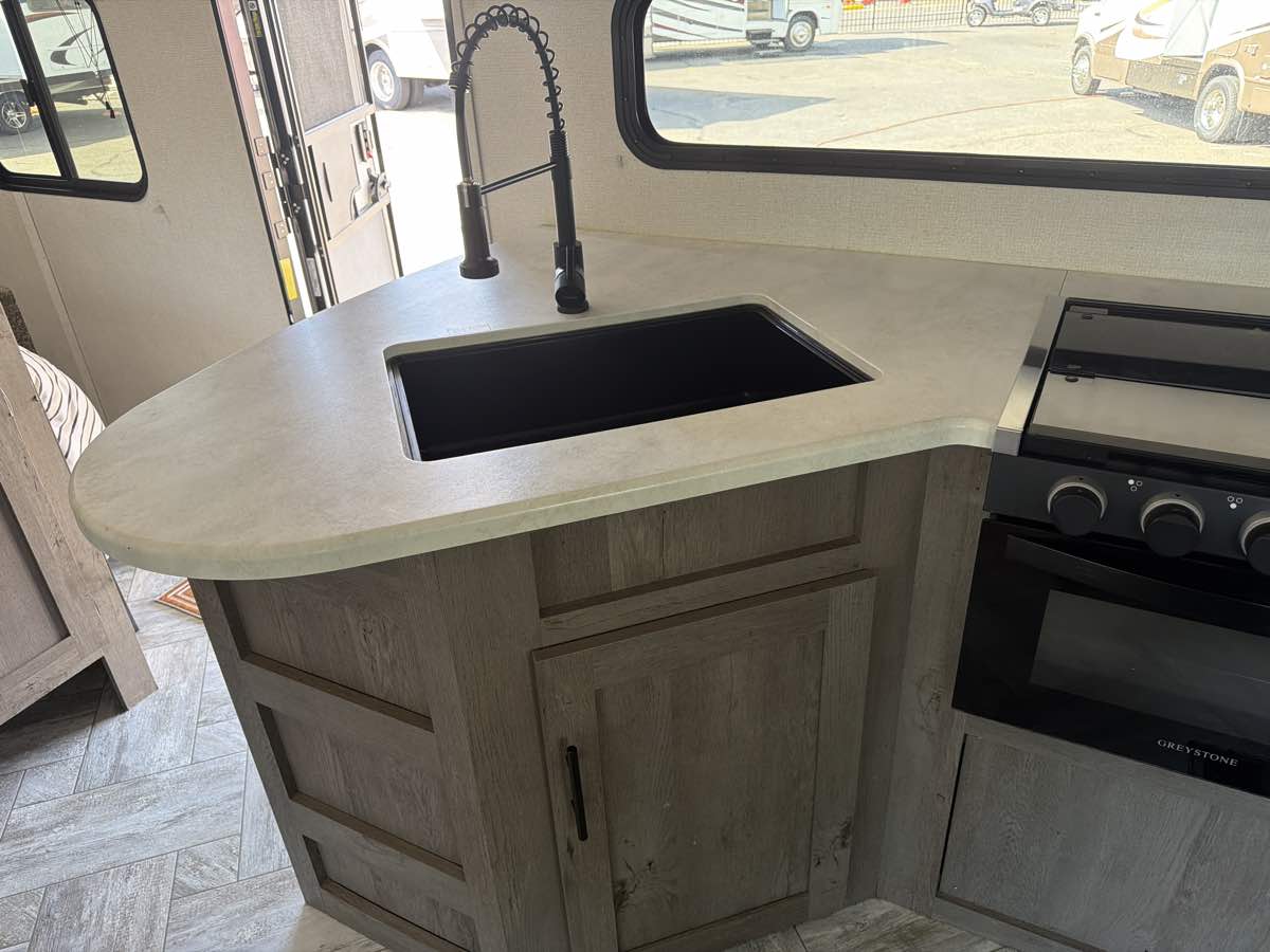 Keystone Rv Springdale photo 22