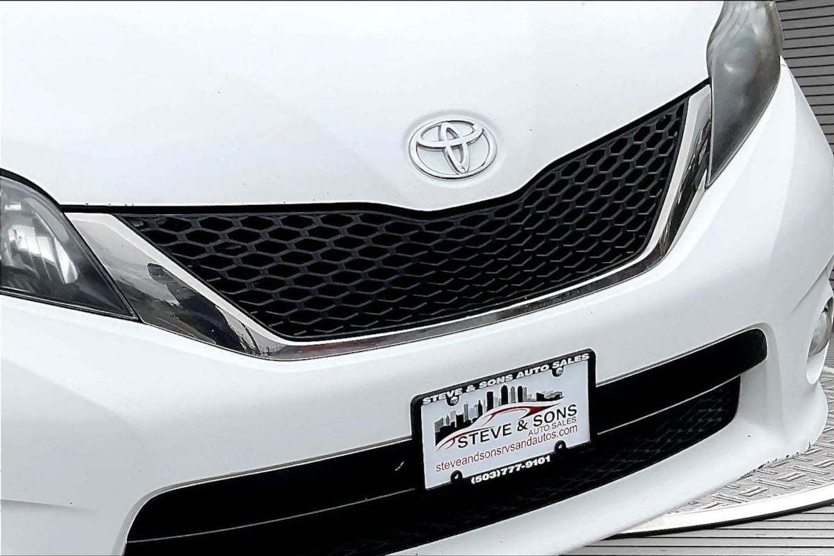 Toyota Sienna photo 31