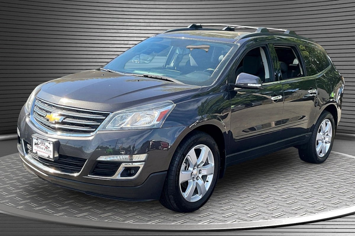 Chevrolet Traverse photo 3