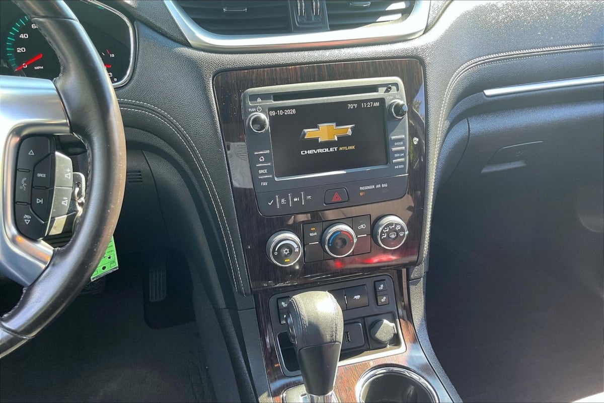 Chevrolet Traverse photo 9