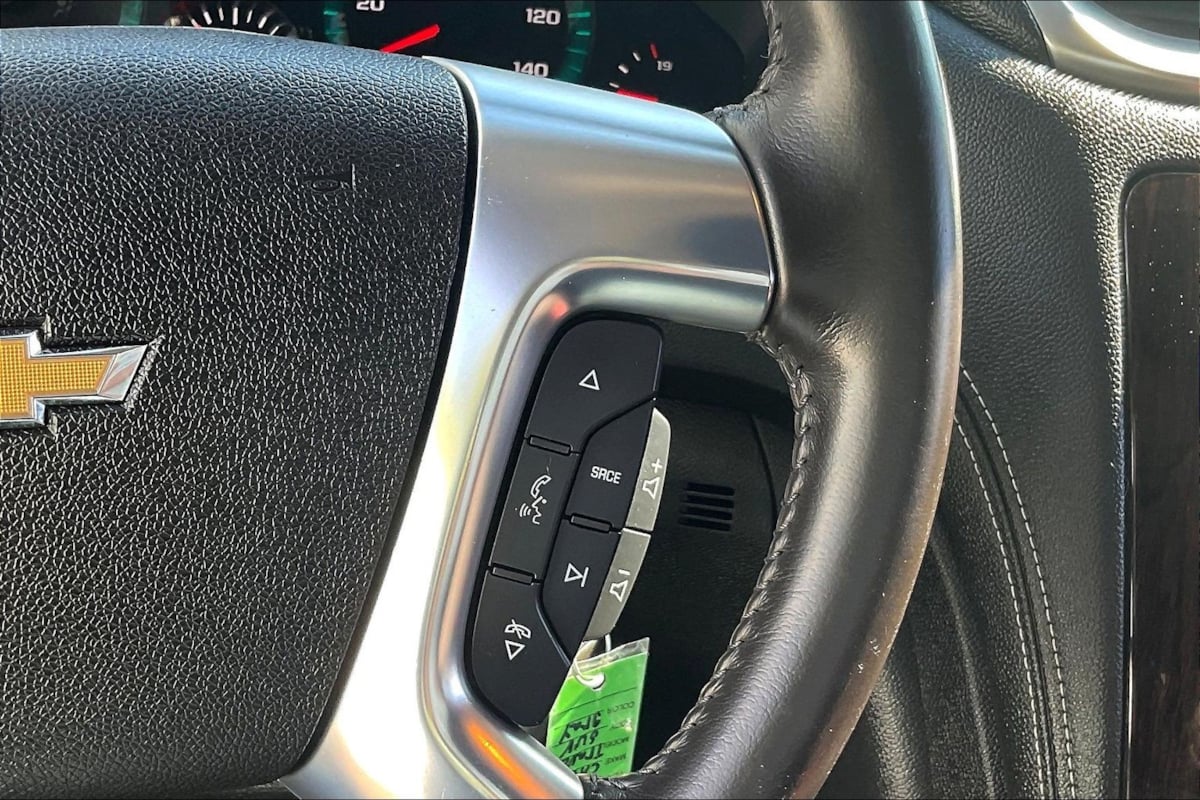 Chevrolet Traverse photo 12