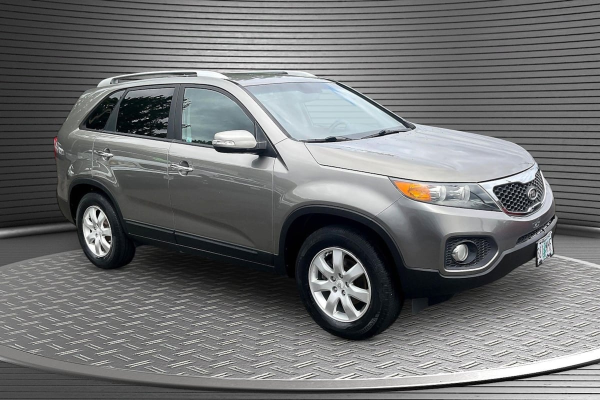 2011 Kia Sorento LX