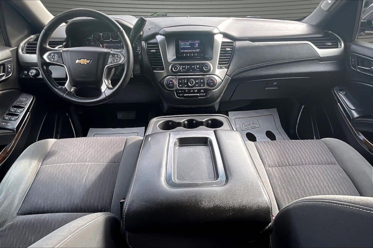 Chevrolet Tahoe photo 7