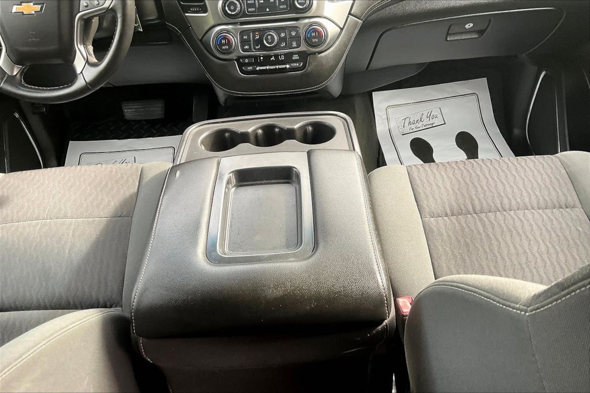 Chevrolet Tahoe photo 10