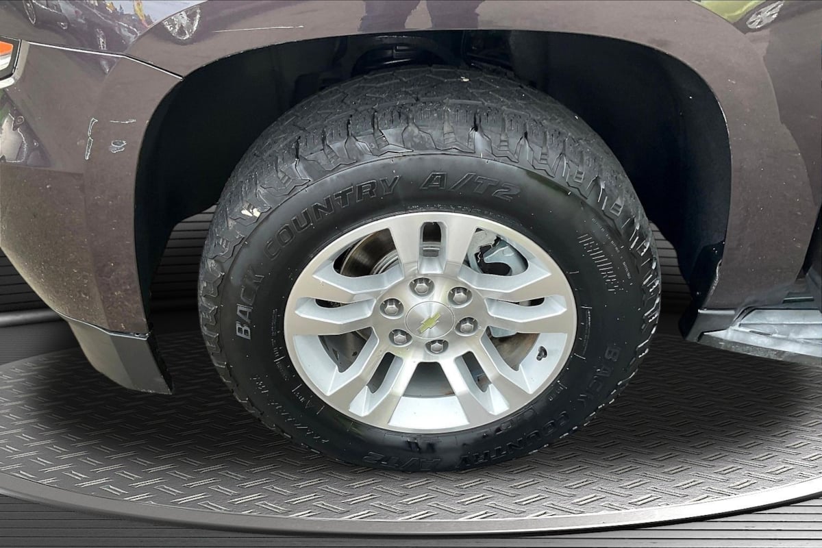 Chevrolet Tahoe photo 32