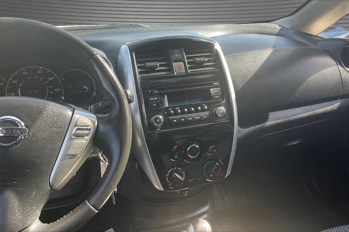 Nissan Versa Note photo 9