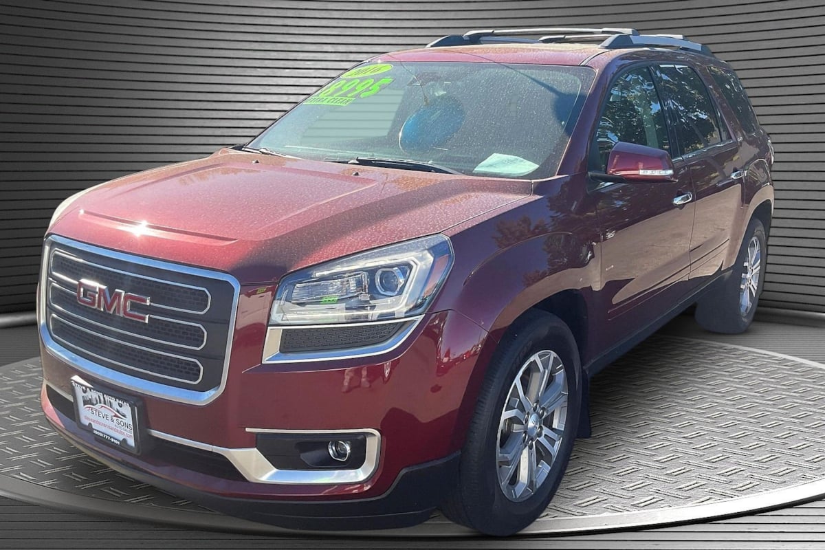 Photo 3 of this GMC Acadia