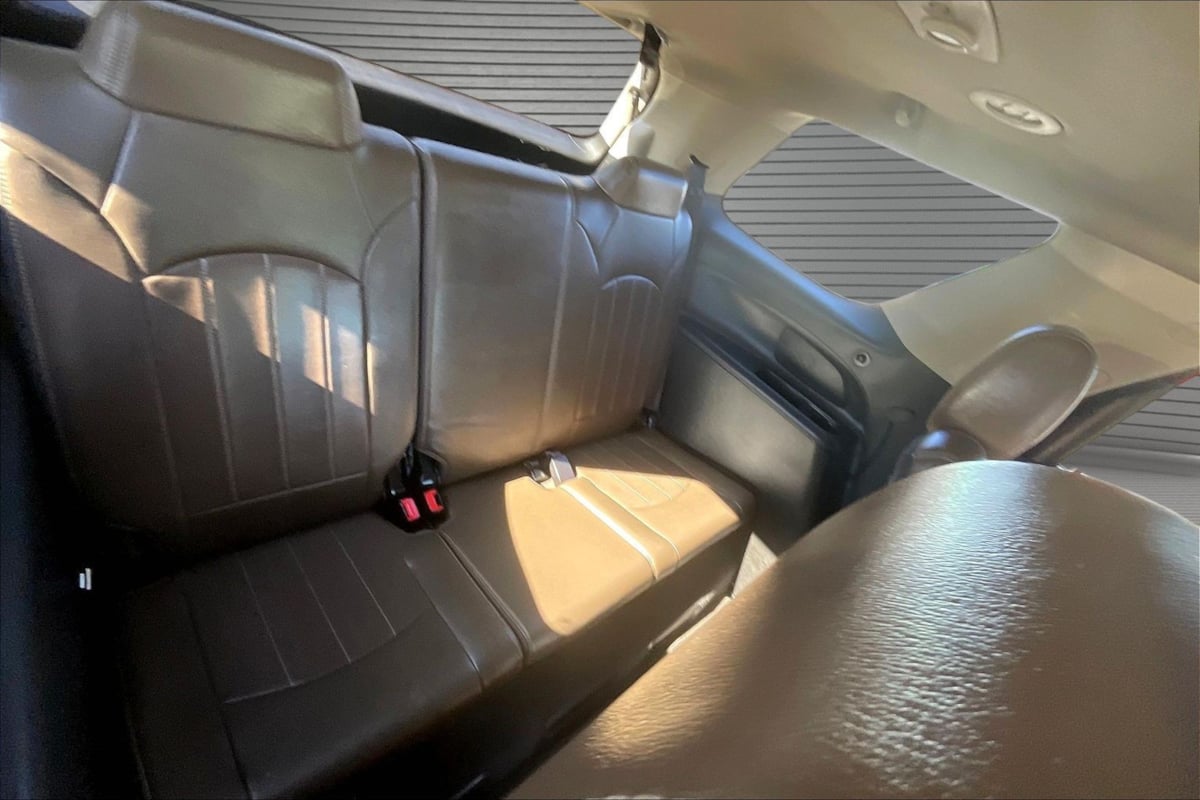 Photo 24 of this GMC Acadia