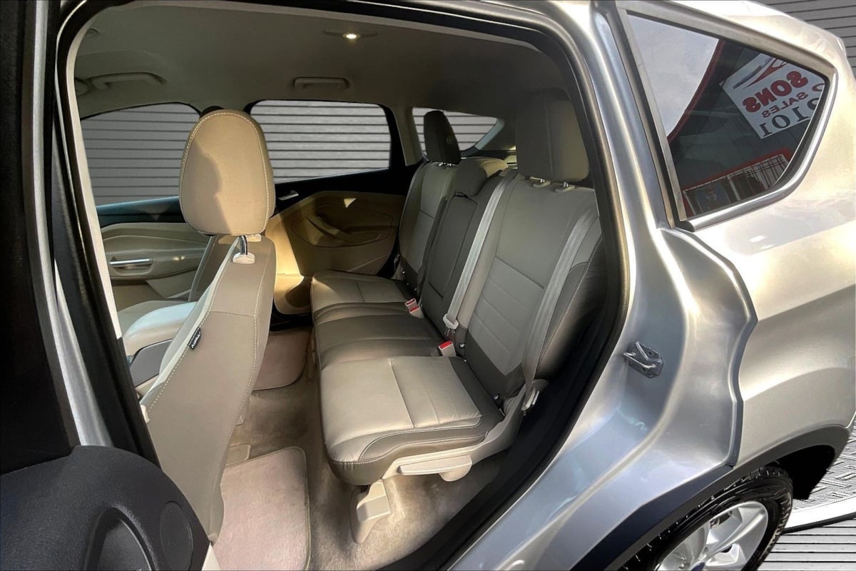 Ford Escape photo 19