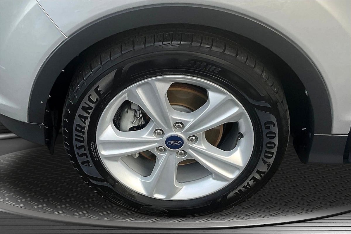 Ford Escape photo 30