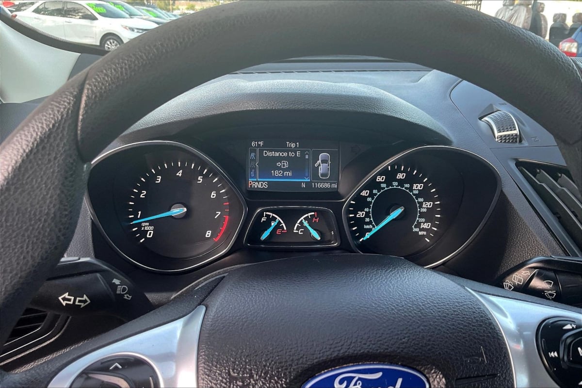 Ford Escape photo 10