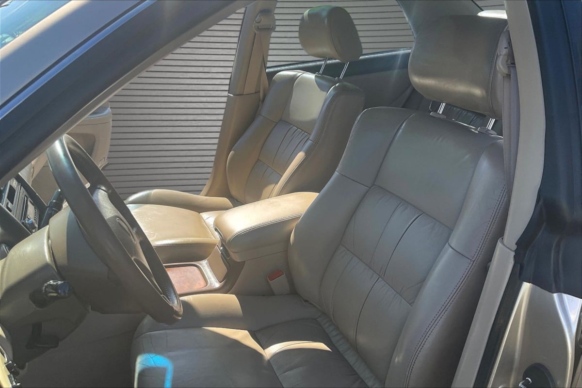 Lexus ES photo 18
