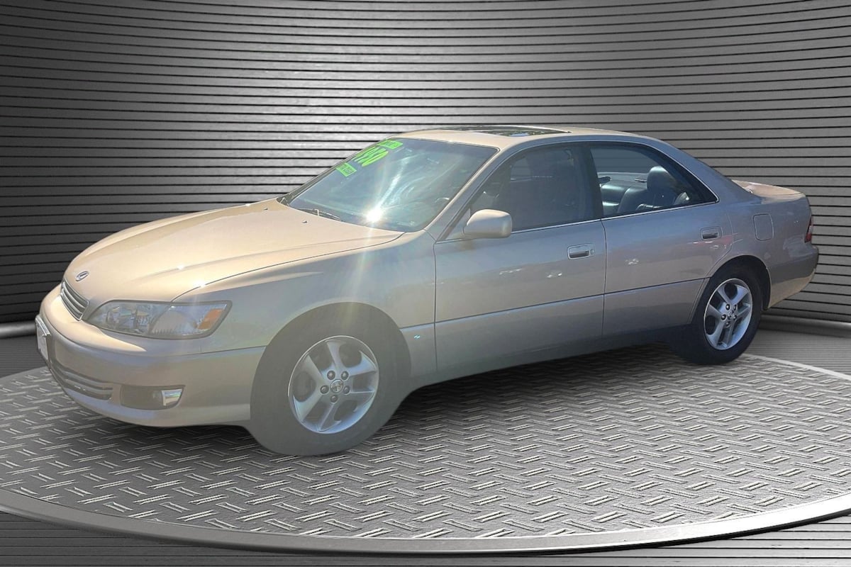 Lexus ES photo 3