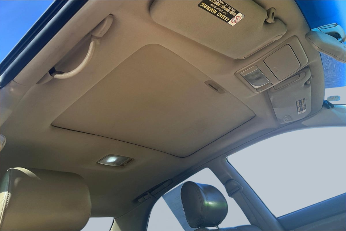 Lexus ES photo 24