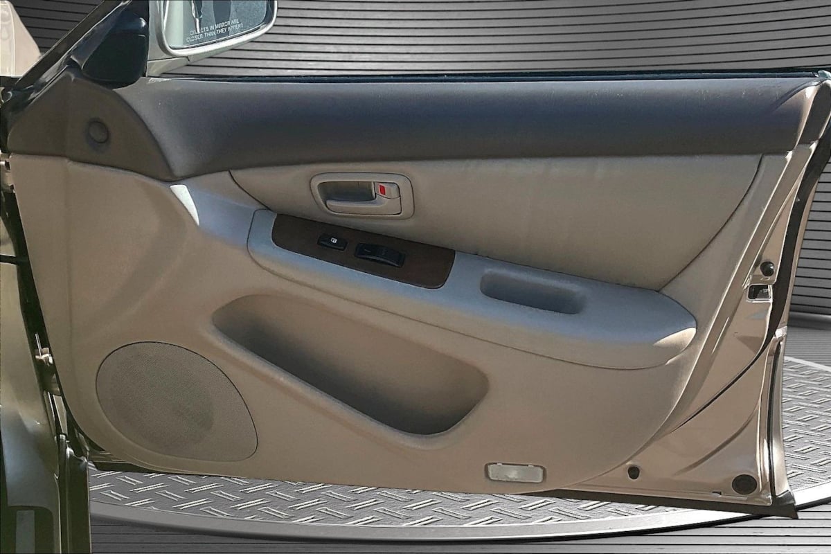 Lexus ES photo 25