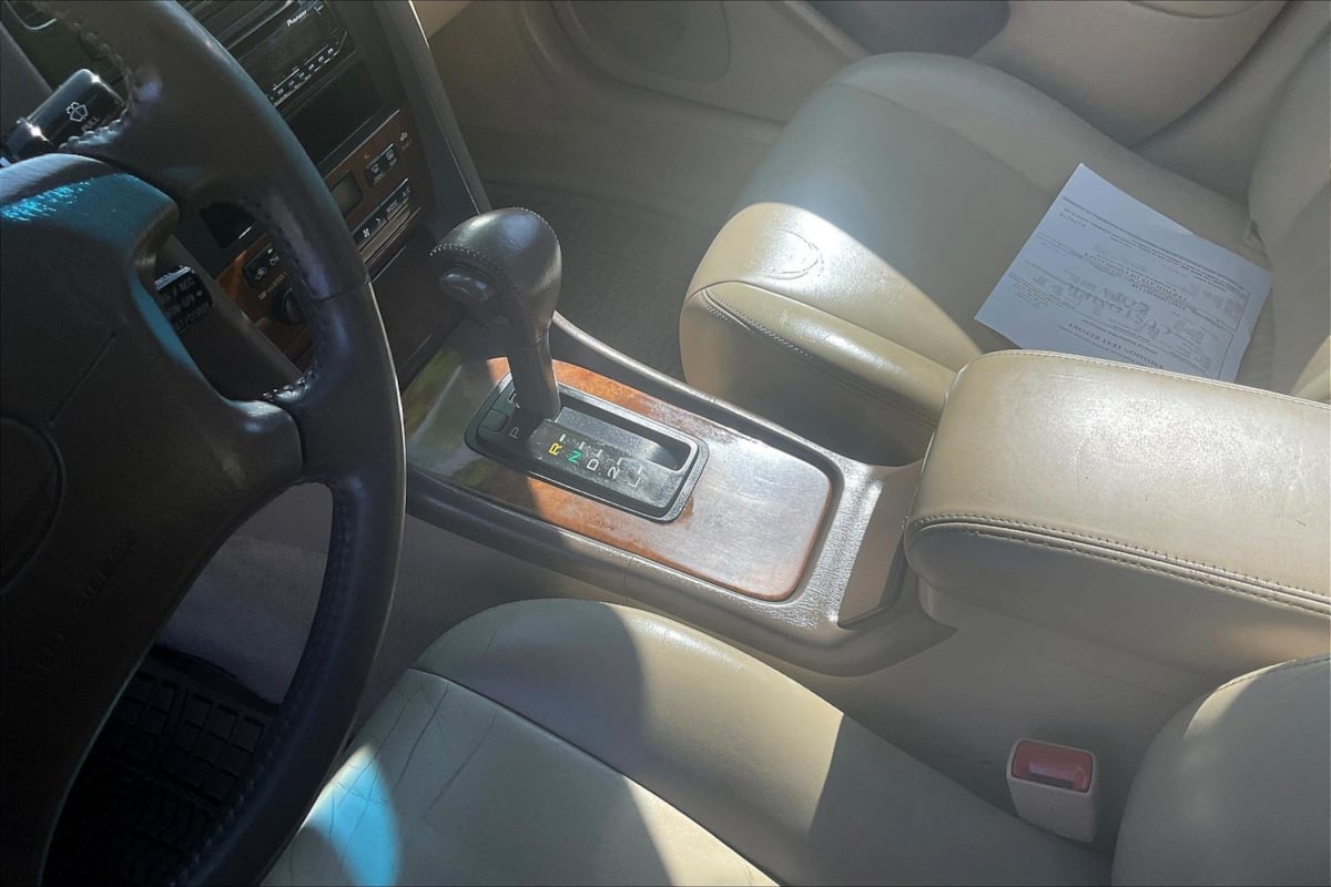 Lexus ES photo 15