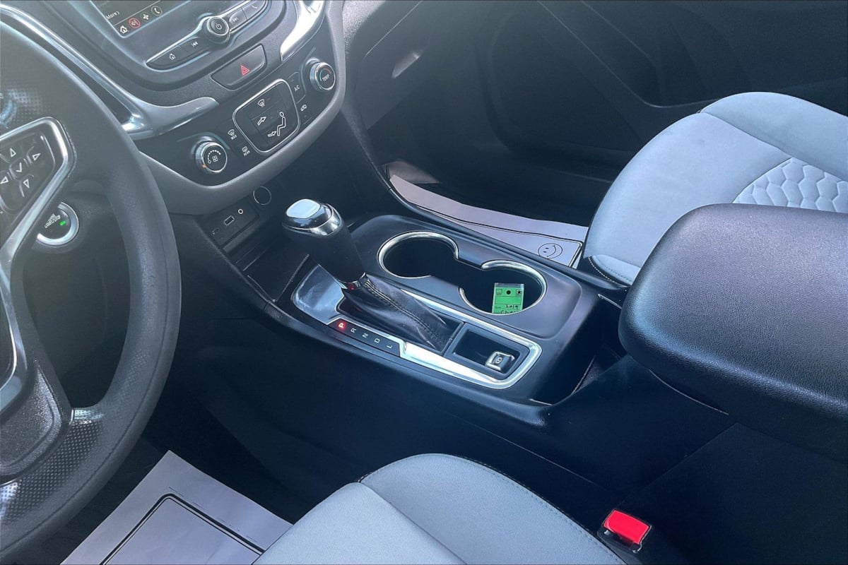 Chevrolet Equinox photo 18