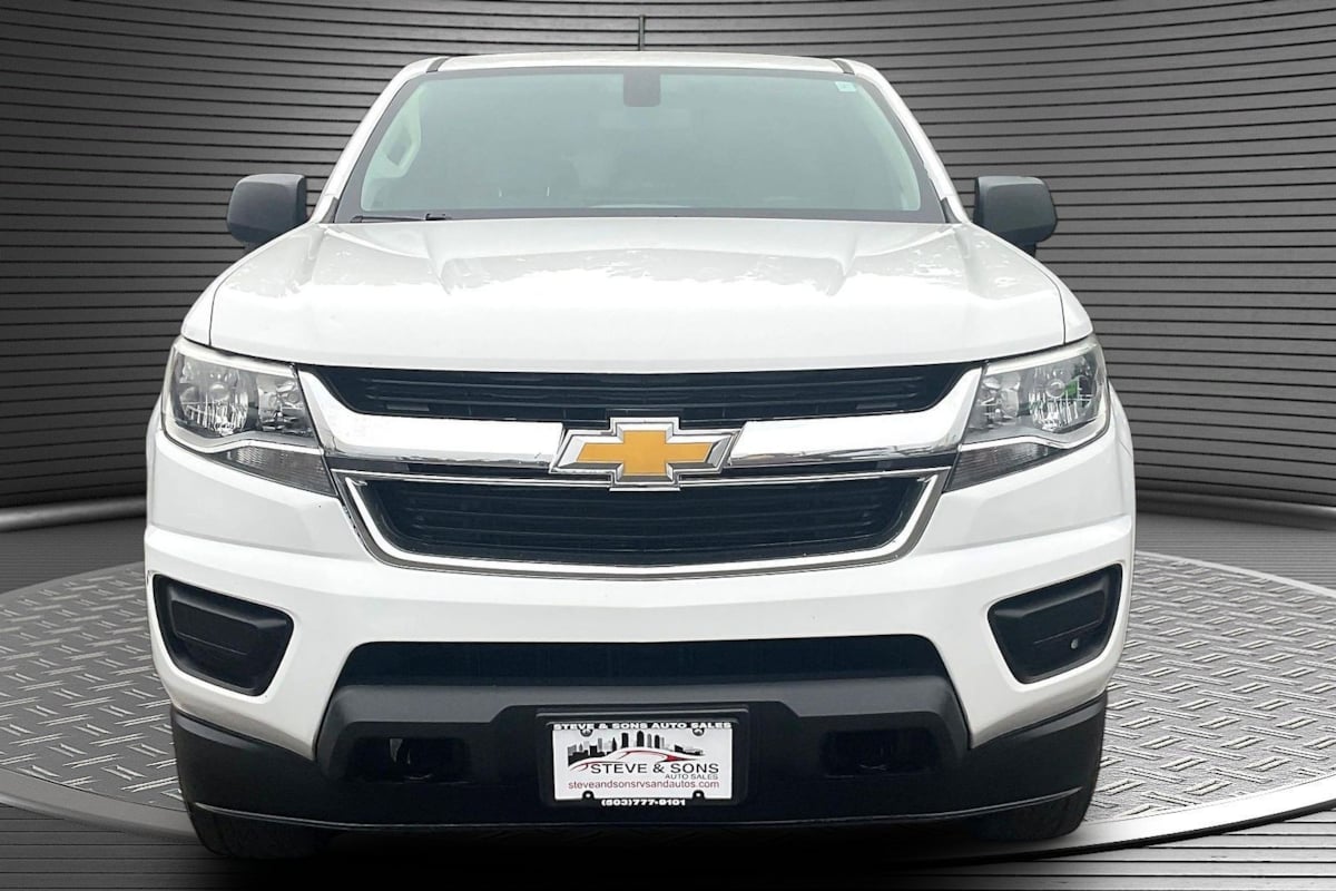 Chevrolet Colorado photo 2