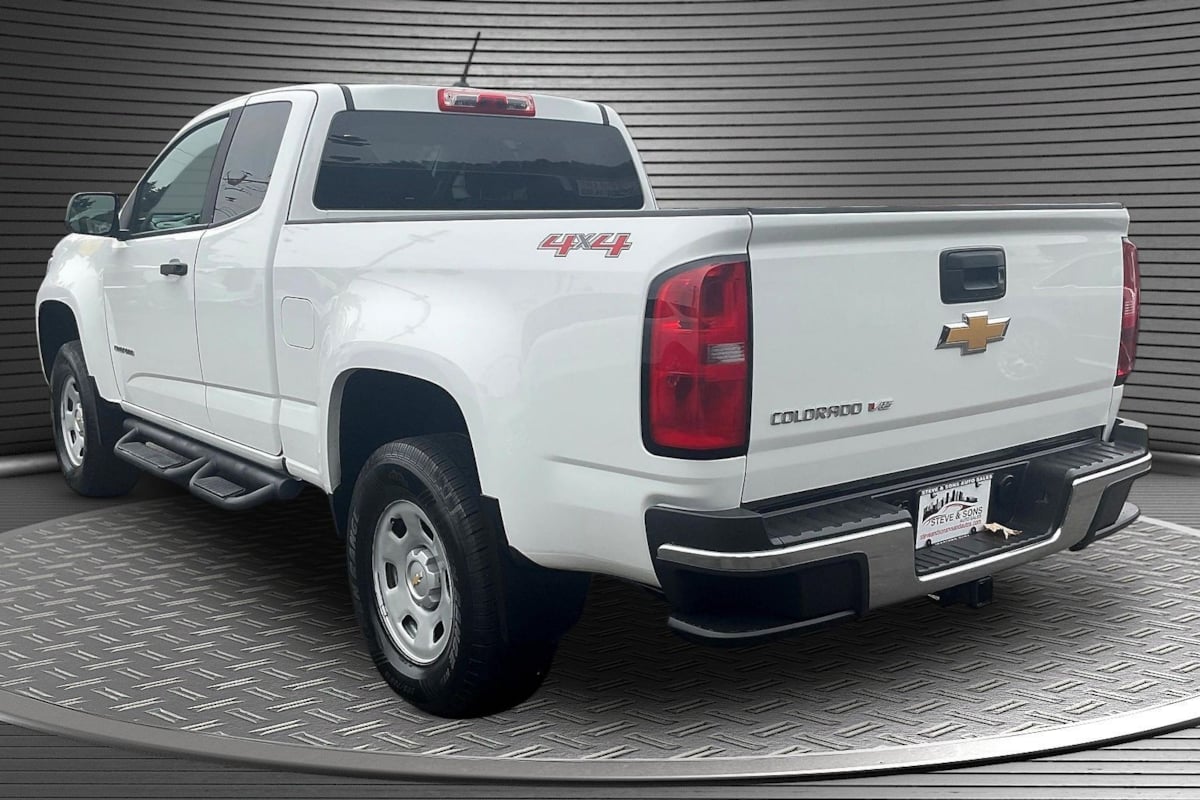 Chevrolet Colorado photo 4