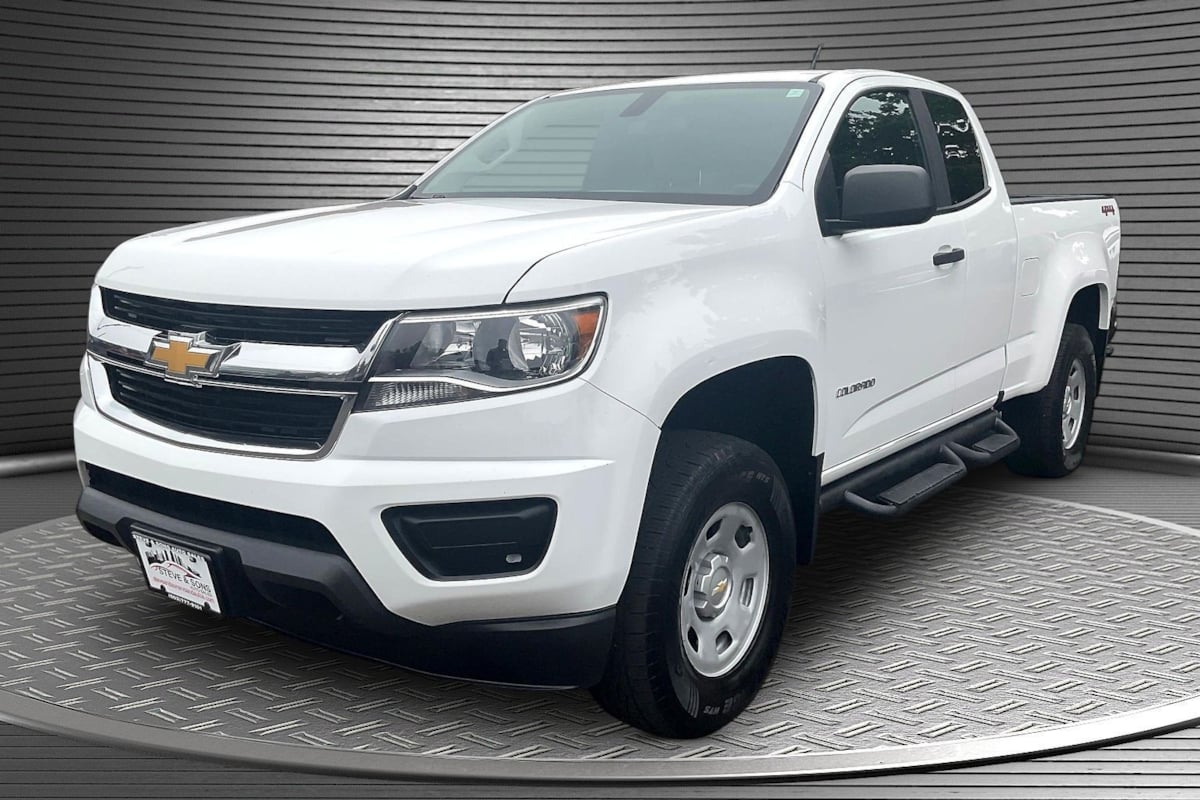 Chevrolet Colorado photo 3