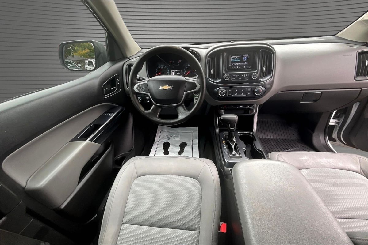 Chevrolet Colorado photo 9