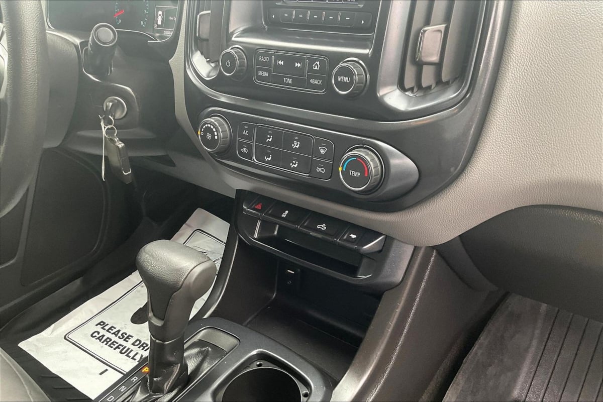 Chevrolet Colorado photo 16