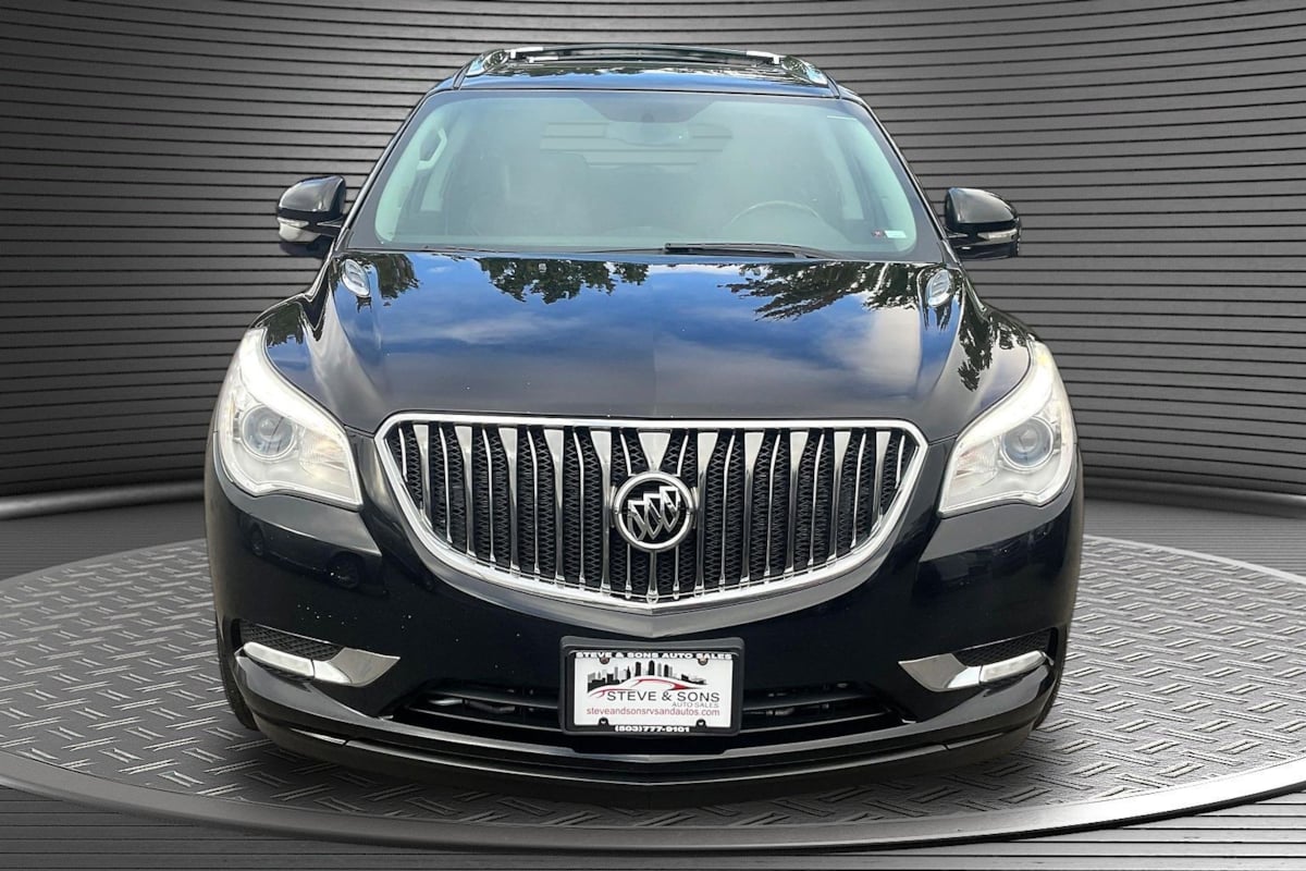 Buick Enclave photo 2