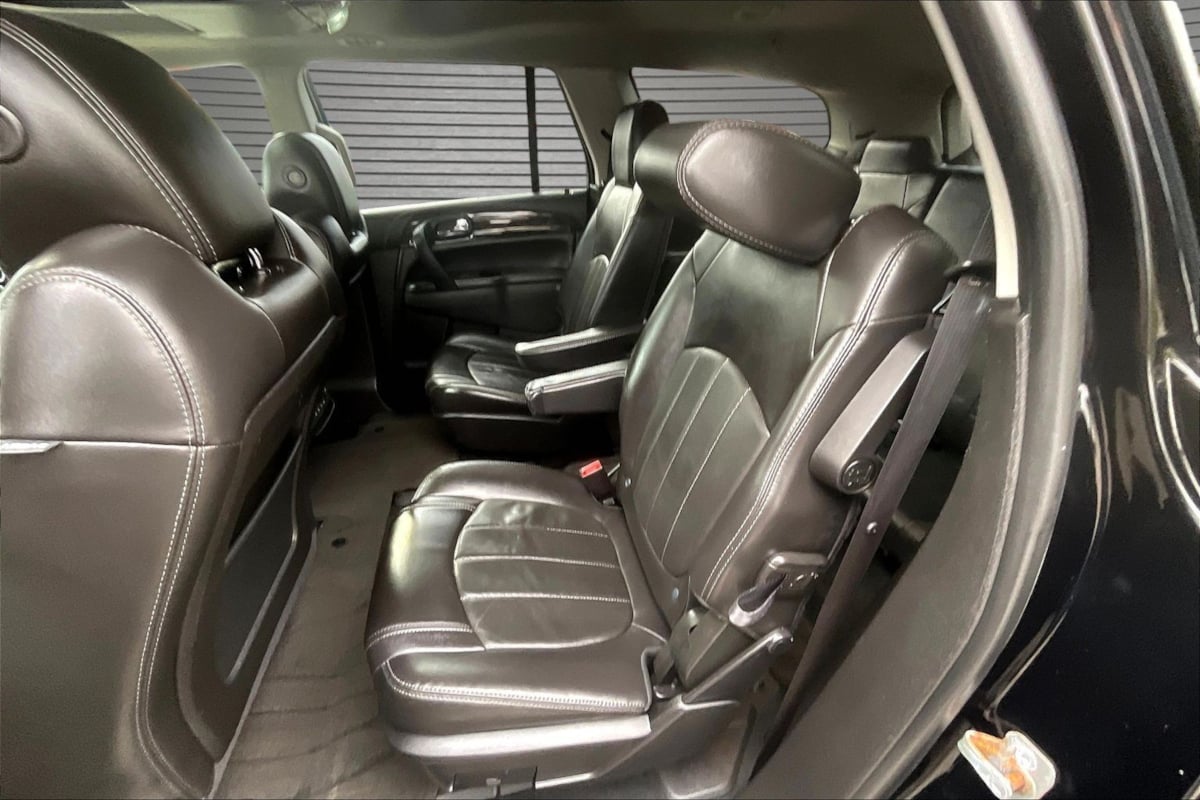 Buick Enclave photo 21