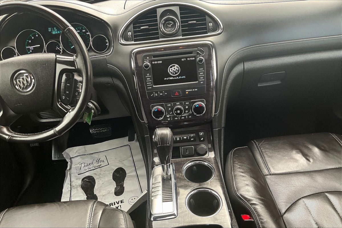Buick Enclave photo 9
