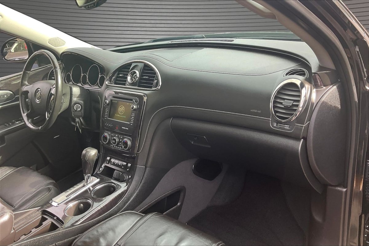 Buick Enclave photo 26