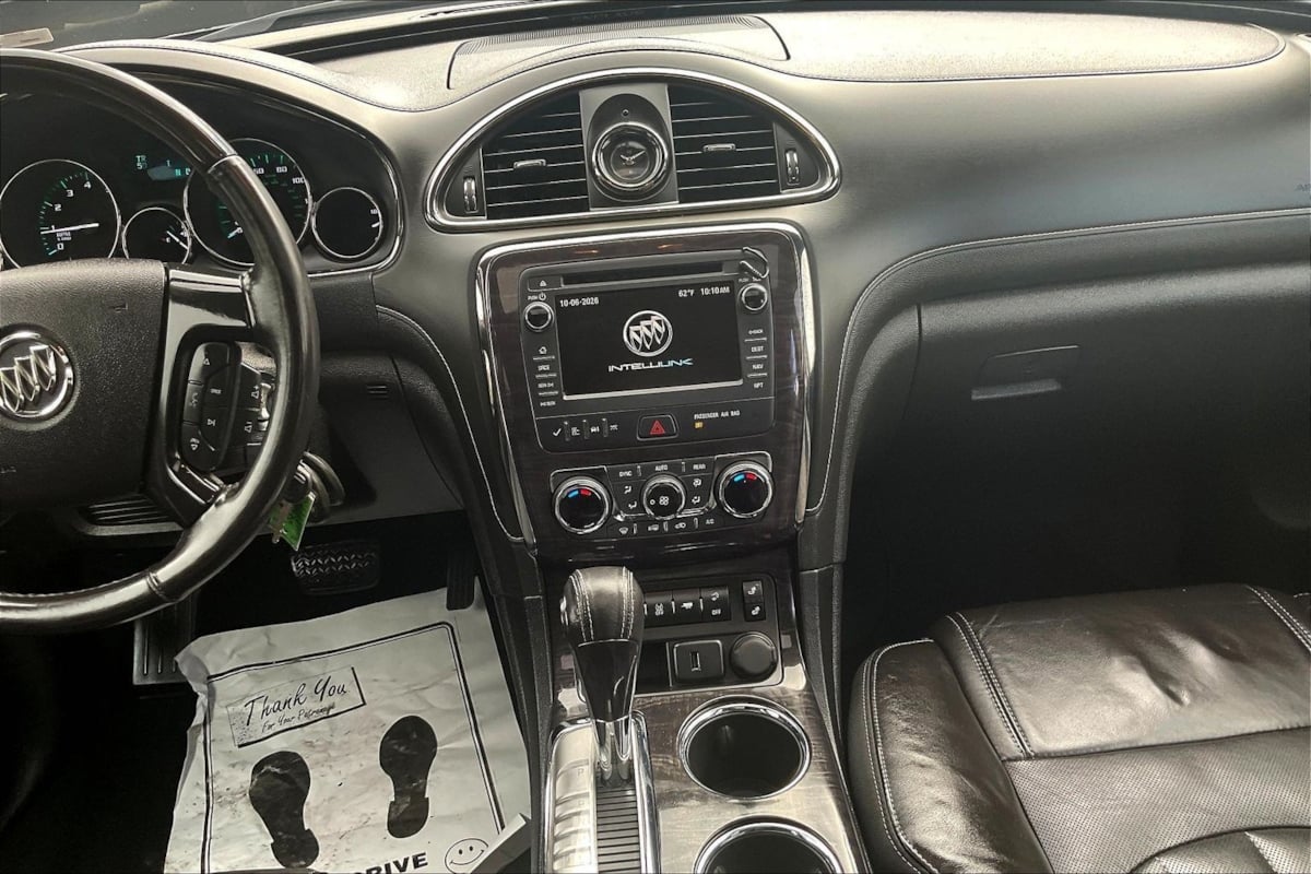 Buick Enclave photo 14