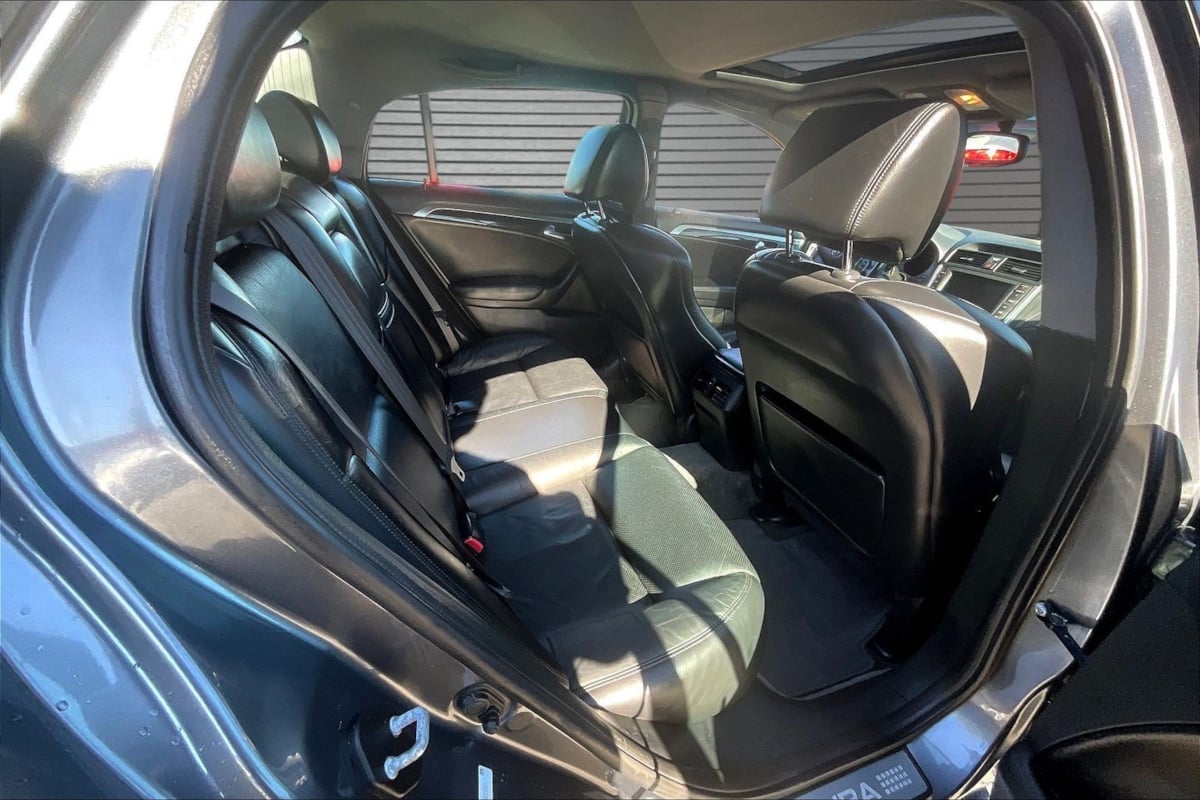 Acura TL photo 24