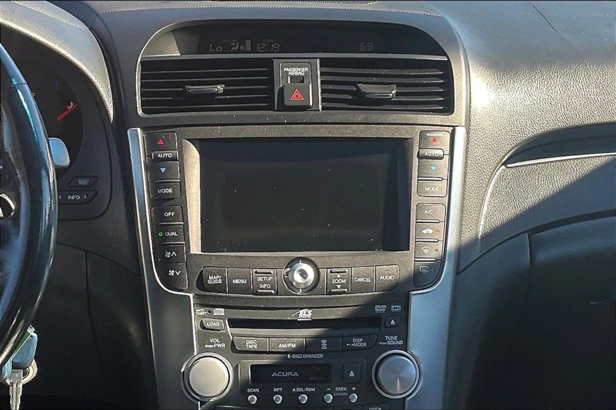 Acura TL photo 14