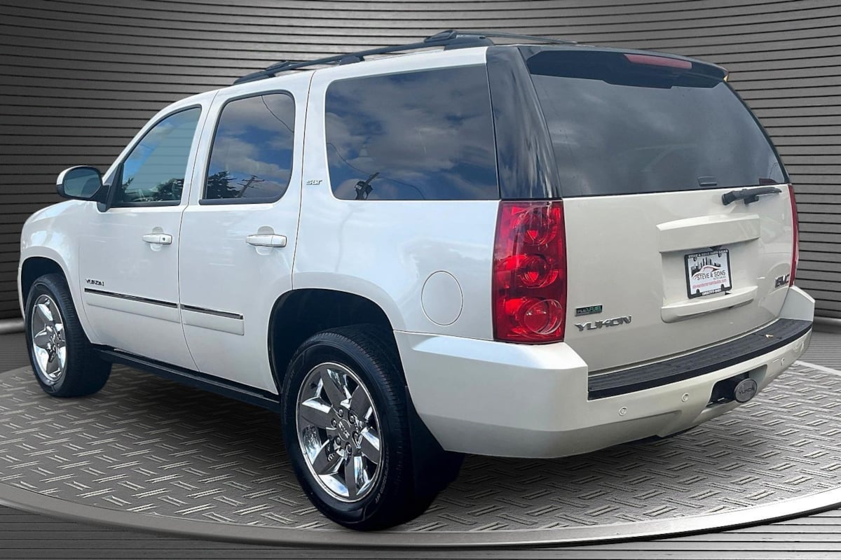 GMC Yukon photo 4