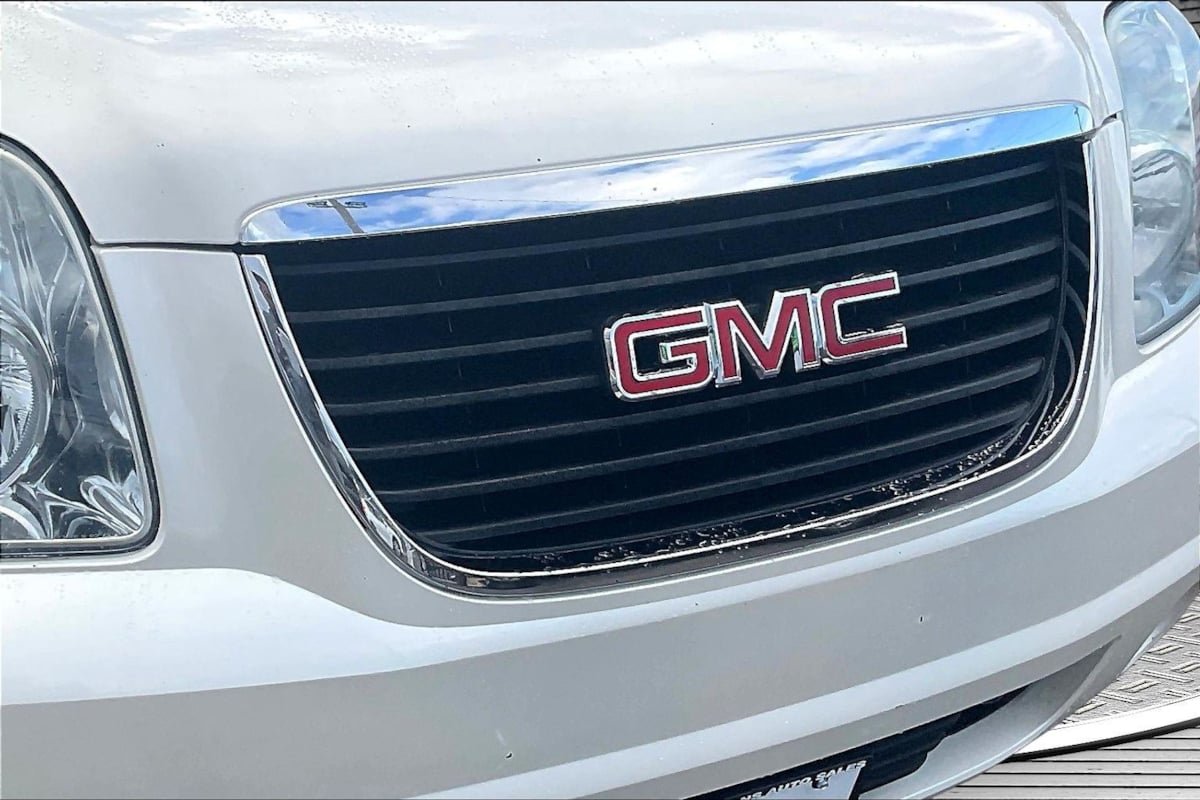 GMC Yukon photo 30
